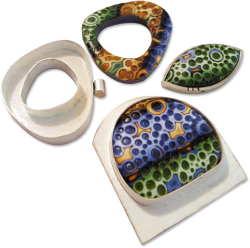 Geoffrey pendants