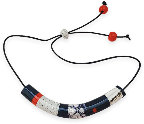 Kate Lee Foley big tube bead necklaces on PolymerClayDaily.com Kate Lee Foley big tube bead necklaces on PolymerClayDaily.com