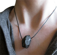 Lunger's faceted polymer pendant