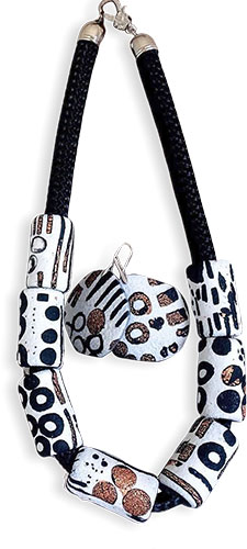 Tanya Mayorova goes big and graphic on PolymerClayDaily.com Tanya Mayorova goes big and graphic on PolymerClayDaily.com