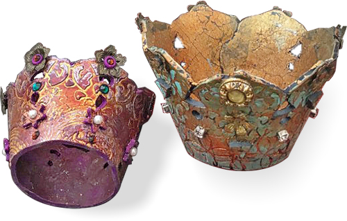 Laurie Mika's mini-crowns on PolymerClayDaily.com Mika on PolymerClayDaily.com