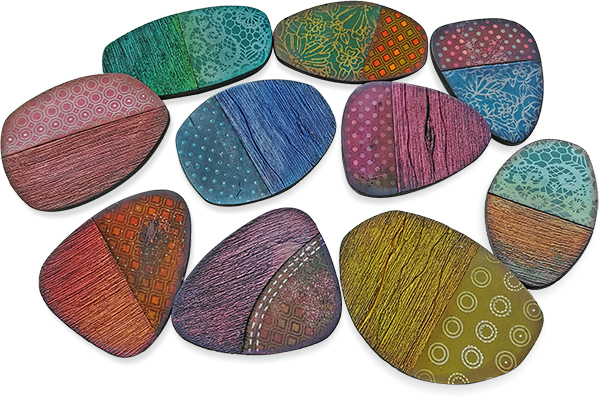 Veronika Sturdy's imitative wood and distressed patterns on PolymerClayDaily.com Sturdy on PolymerClayDaily.com