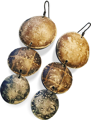 Shannon Tabor's surface treatment on white polymer on PolymerClayDaily.com Tabor on PCDaily